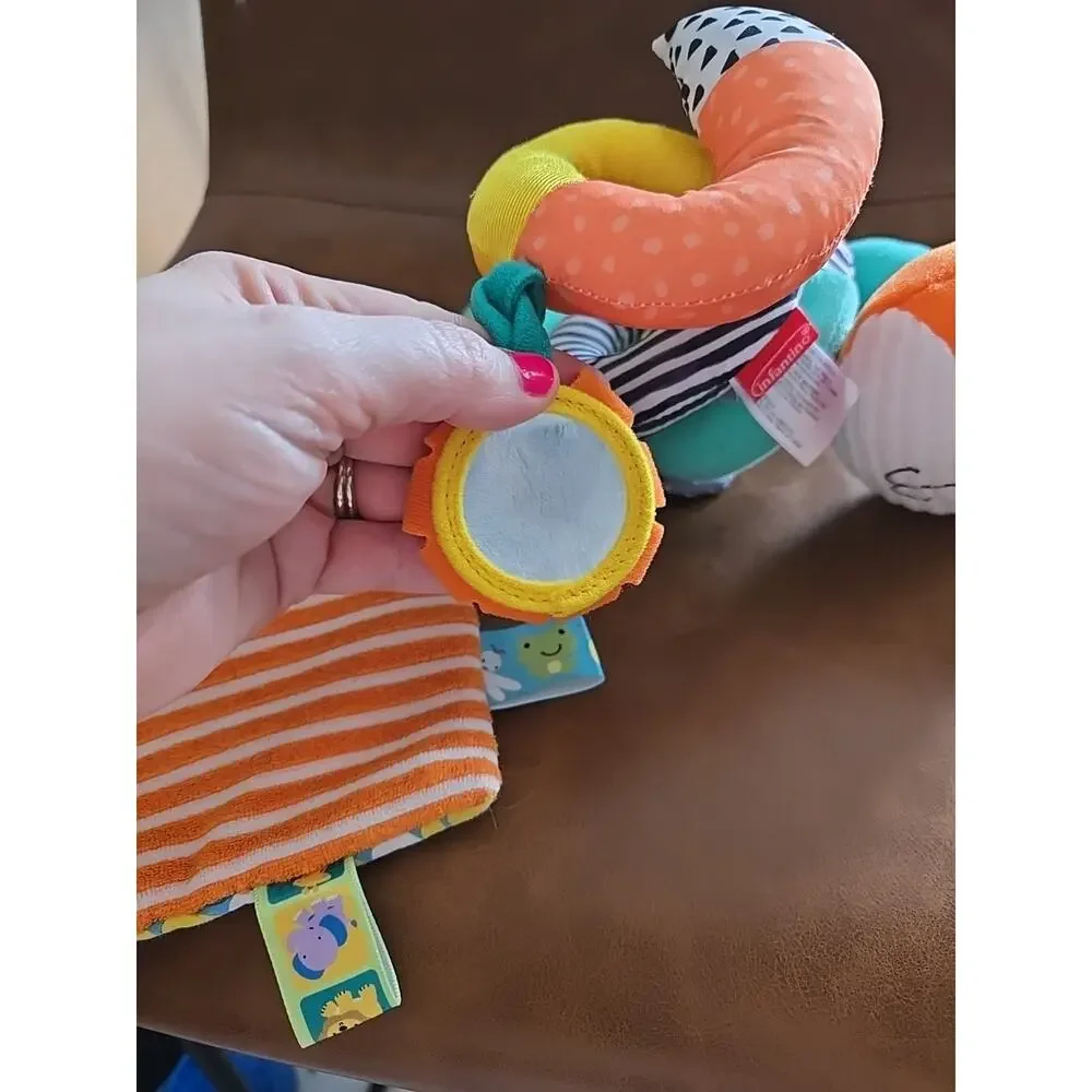Taggies Crinkle Me Toy Elephant &‎ Infantino Spiral Fox Activity Baby Kids Toys